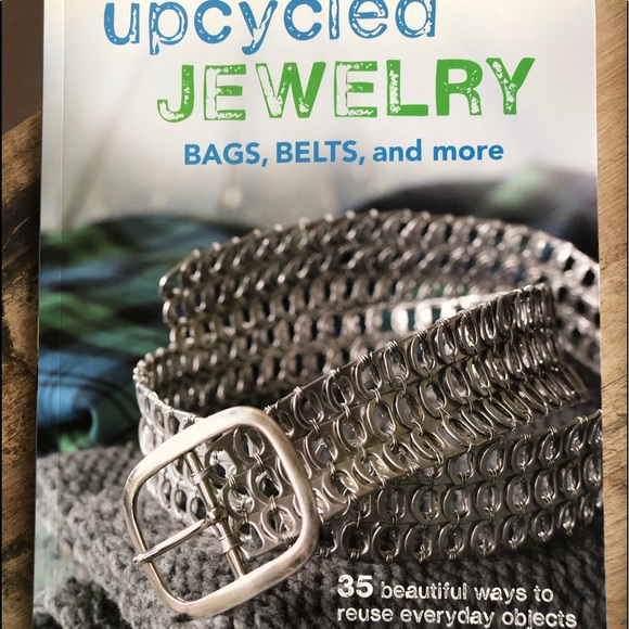 UPCYCLED JEWELRY BAG BELTS & BEADING 2 Craft Books - Picture 3 of 7